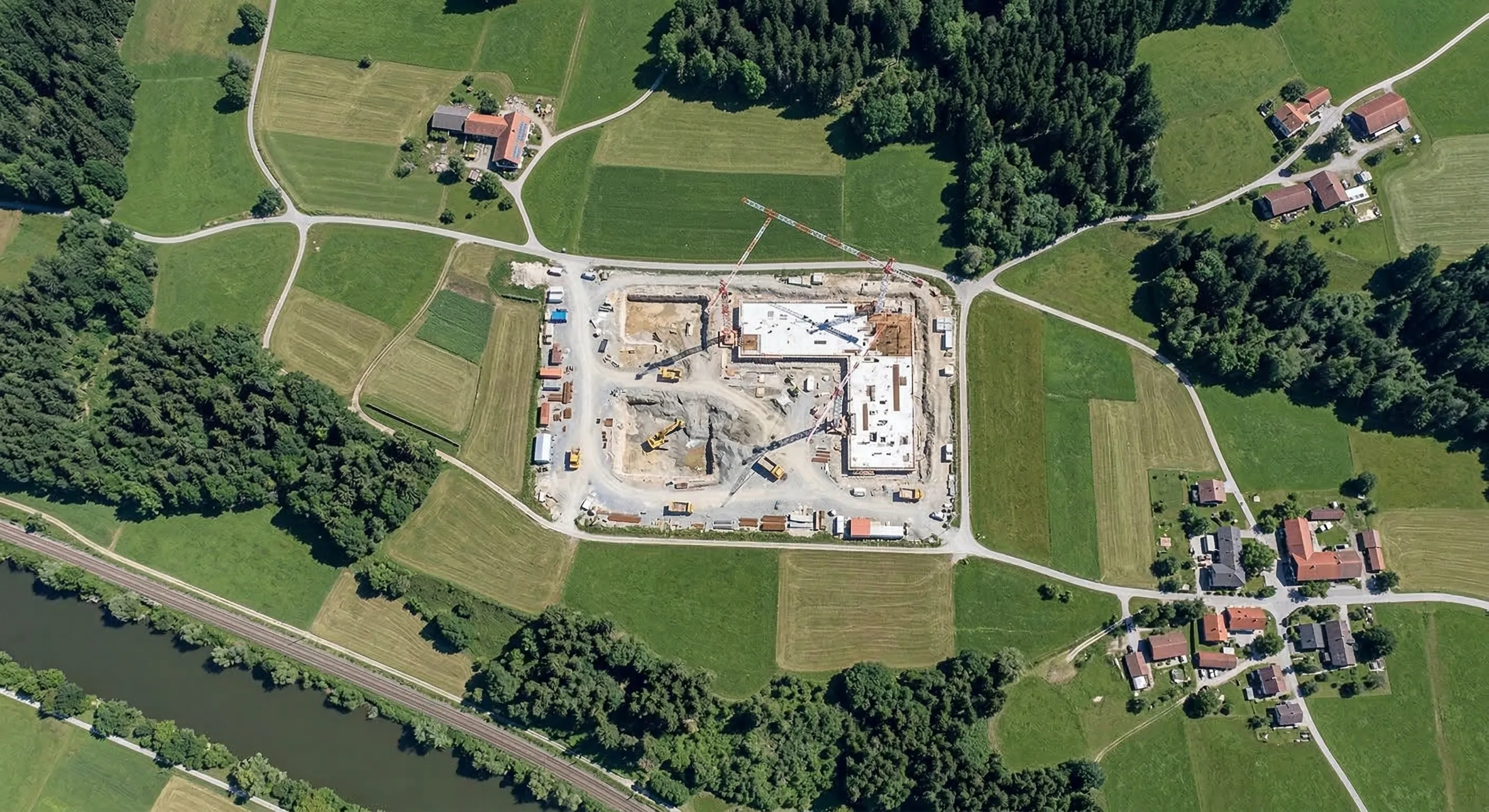 Hochauflösendes Orthophoto einer Baustelle aus der Vogelperspektive