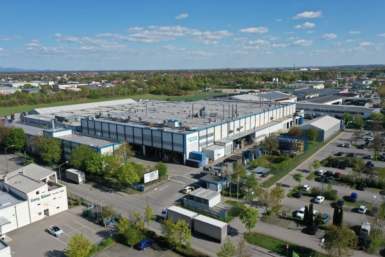 Industrieanlage in Straubing aus der Luft fotografiert für einen Kunden aus Hamburg.