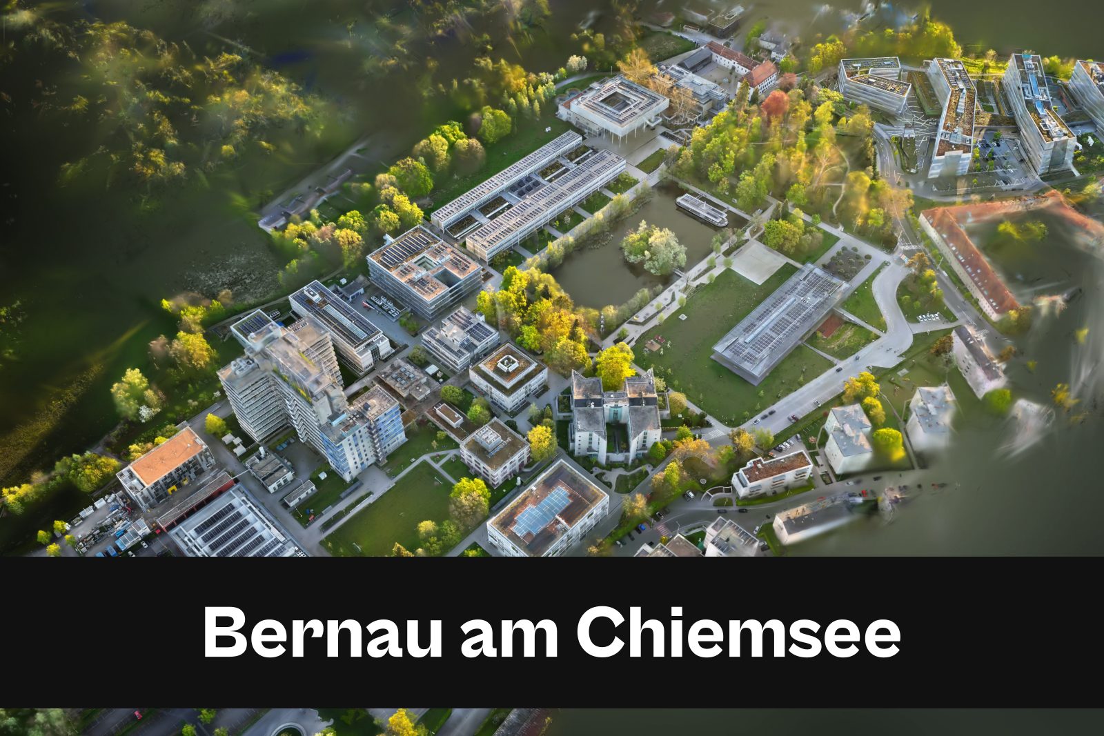 Drohnenaufnahme mit Standort-Badge für Bernau am Chiemsee im Kreisfreie Stadt Rosenheim und Landkreis Rosenheim