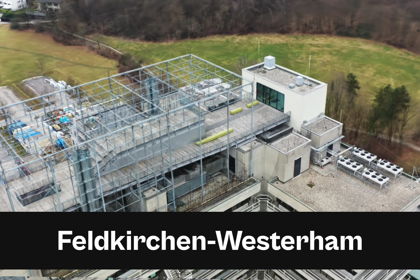 Fotorealistisches 3D-Modell als Gaussian Splat aus Drohnenaufnahmen in Feldkirchen-Westerham mit Standort-Badge