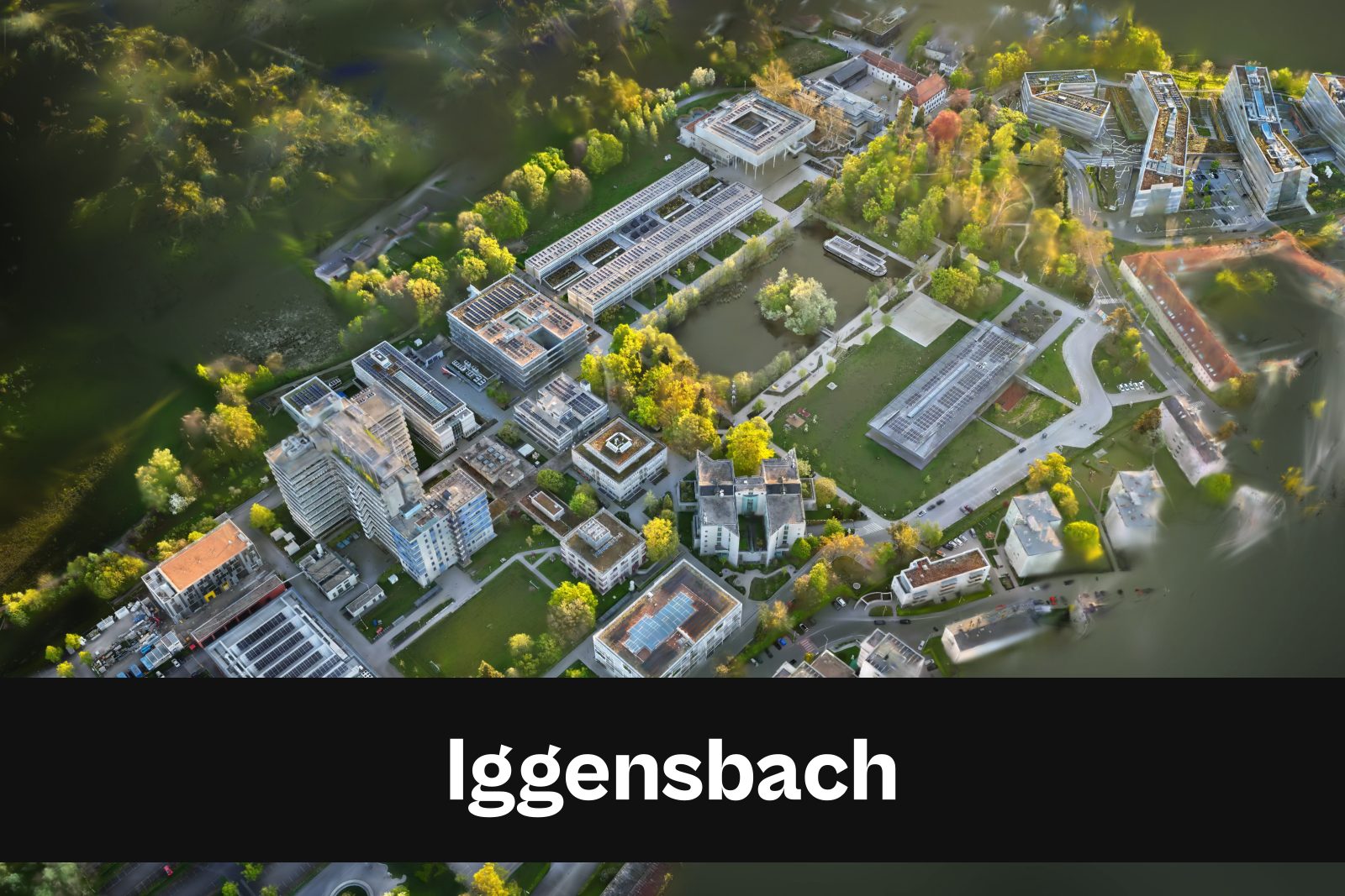 Drohnenaufnahme mit Standort-Badge für Iggensbach im Landkreis Deggendorf