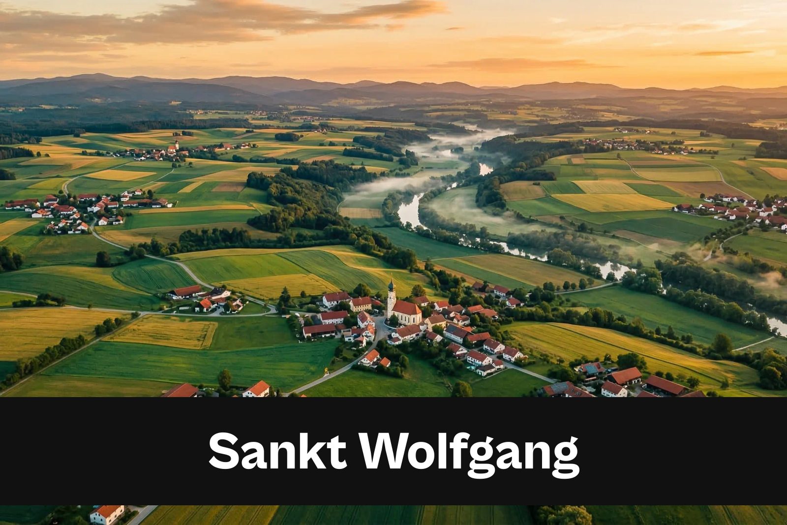 Drohnen-Luftaufnahme aus Sankt Wolfgang mit Standort-Badge