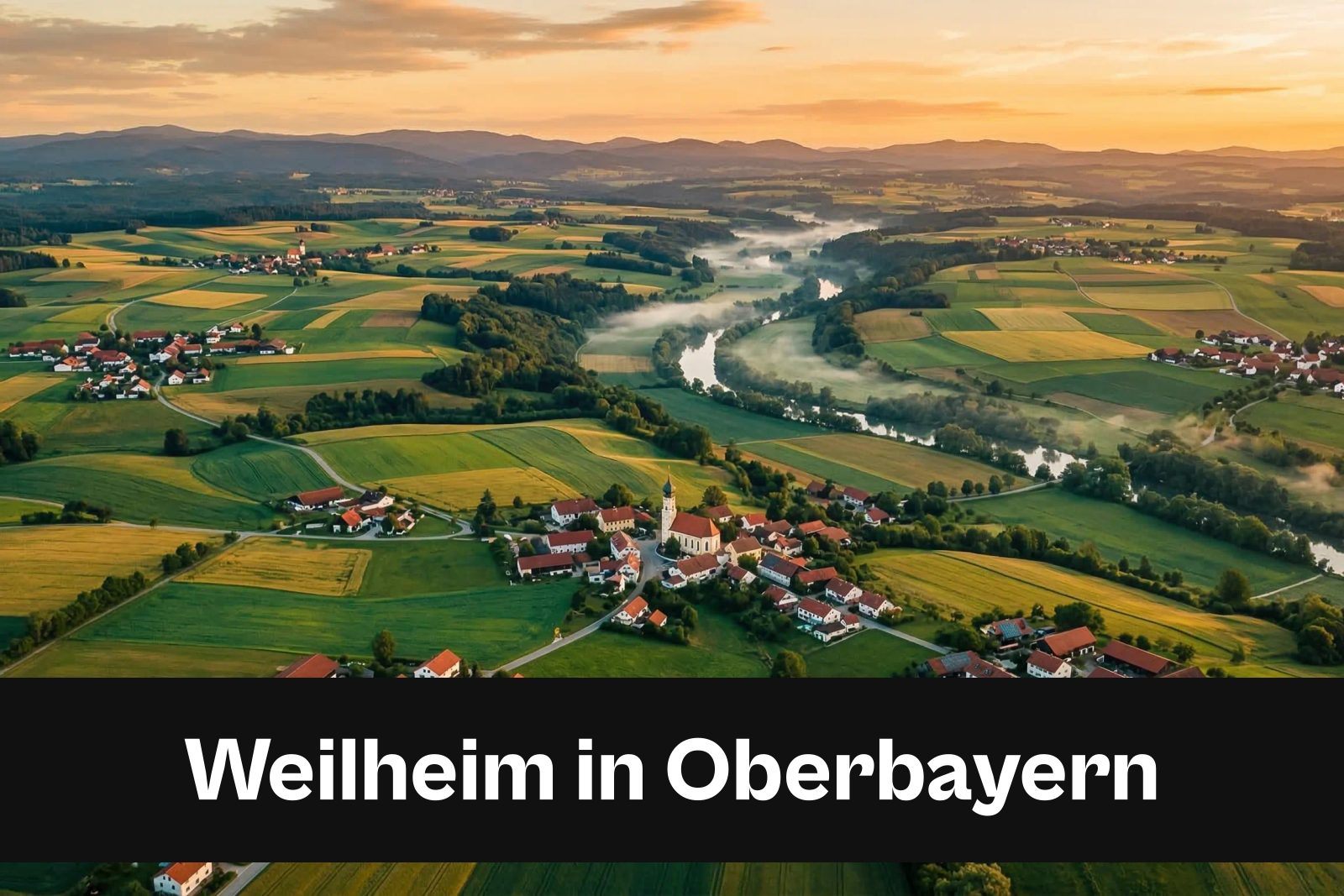 Drohnen-Luftaufnahme aus Weilheim in Oberbayern mit Standort-Badge